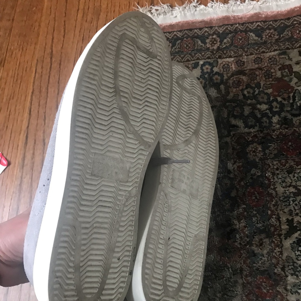 Shoes - Picture 5 of 7